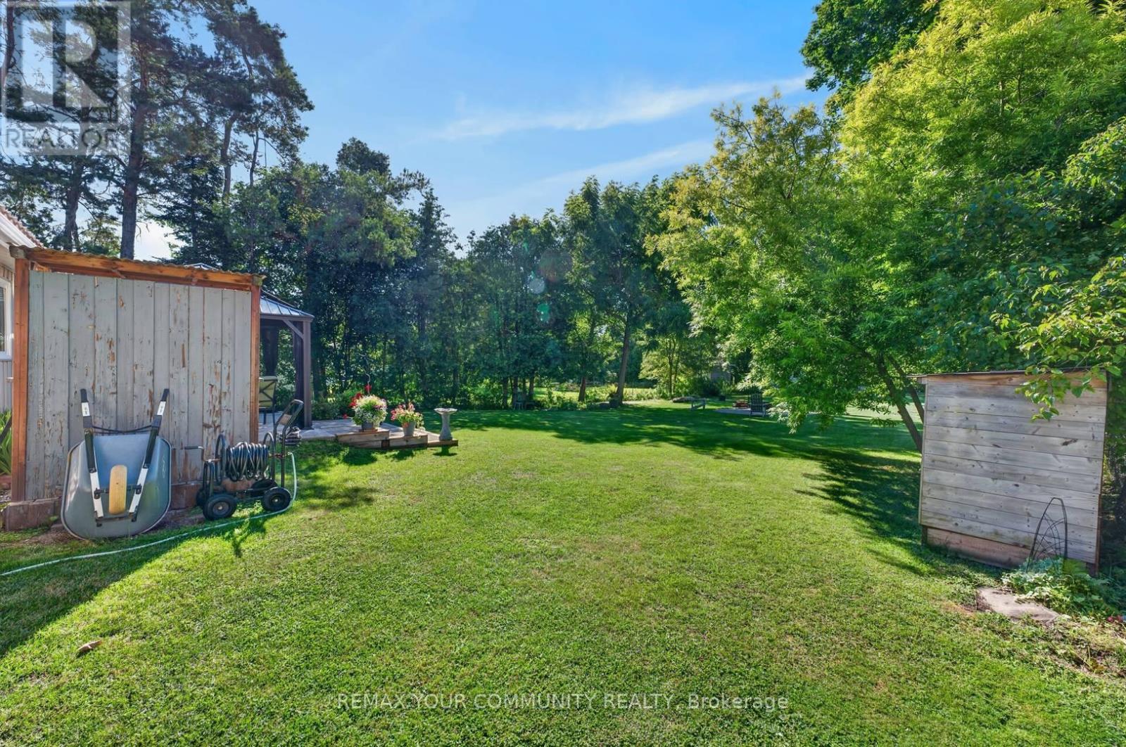 943 BLACKWOODS AVENUE - 18