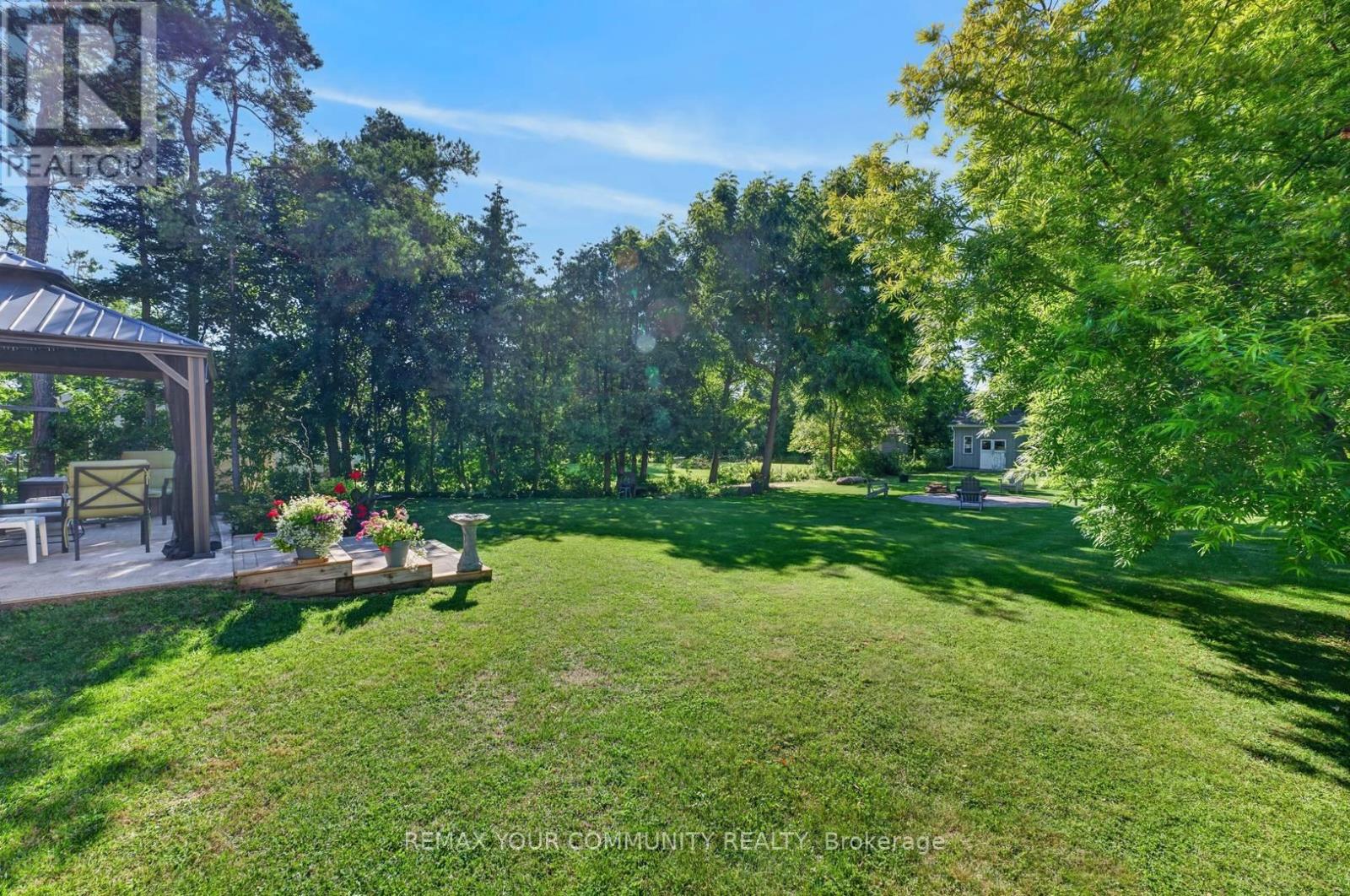 943 BLACKWOODS AVENUE - 19