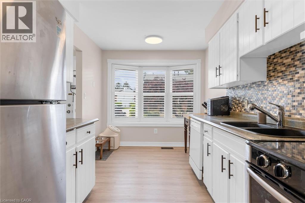 #97 77 LINWELL Road - 9