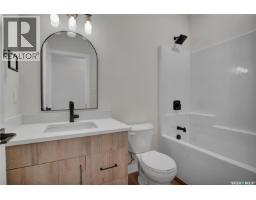 220 Veterans Drive, Warman, SK S0K4S3 Photo 10
