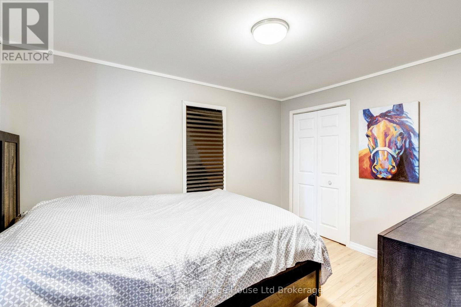 11 WOOD STREET W - Image 35