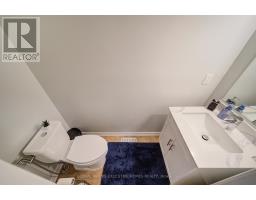 Bedroom 3 - 3885 Eglinton Avenue, Mississauga, ON L5M7Z7 Photo 8