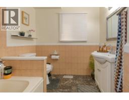 21727 Ridgeway Crescent, Maple Ridge, BC V2X3Z6 Photo 14