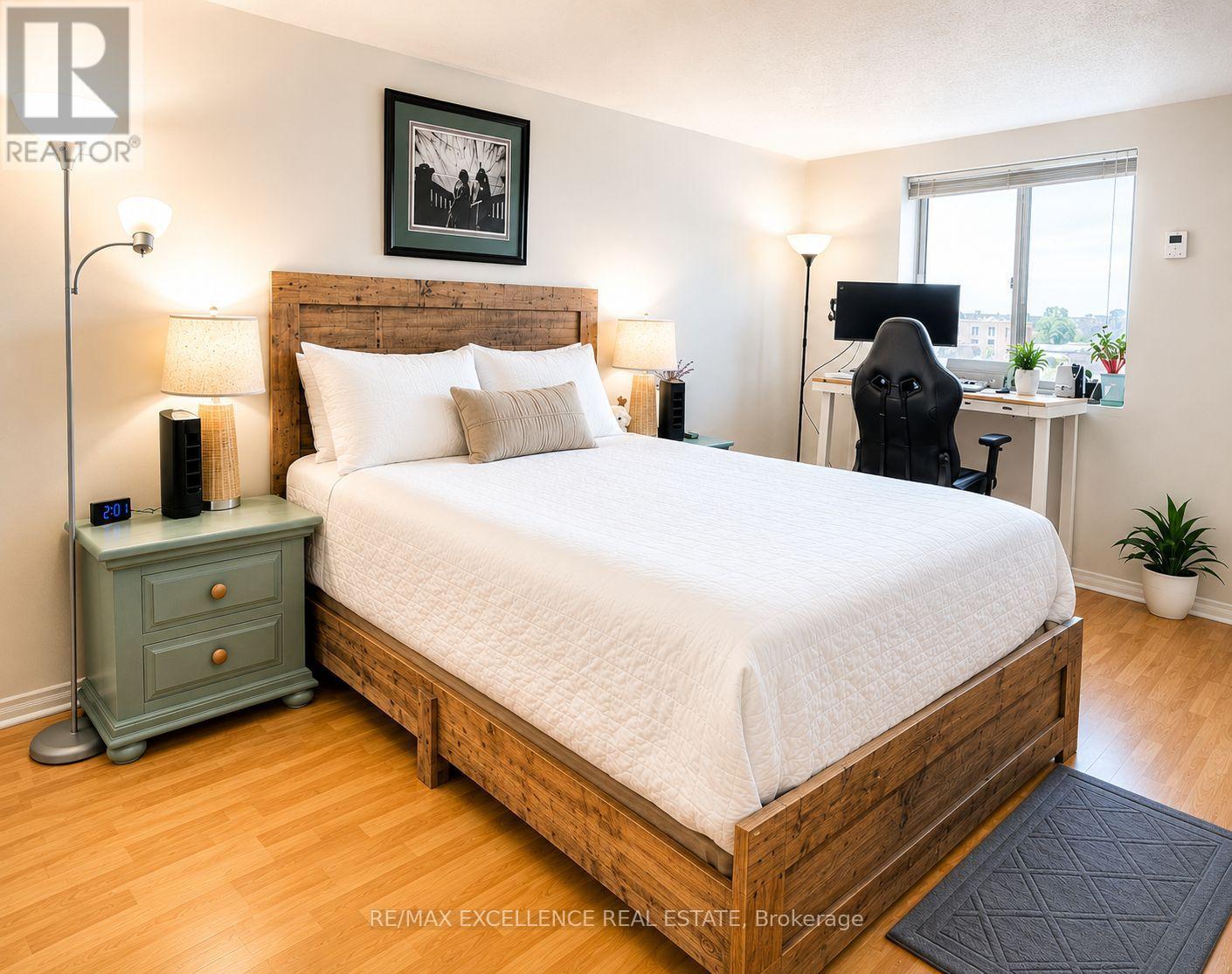 #912 6720 GLEN ERIN DRIVE - 13