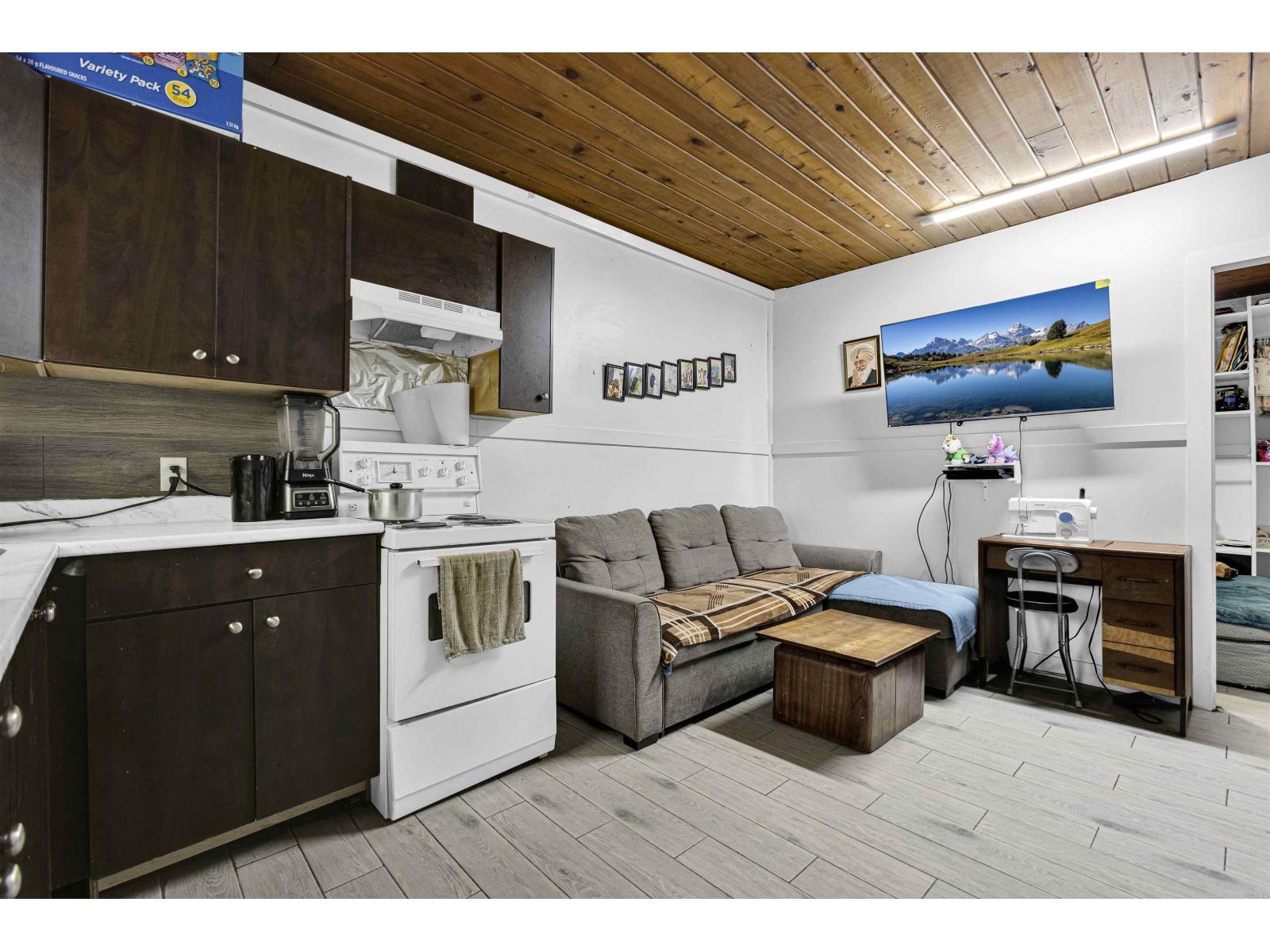 7059 BARKLEY Place, Delta