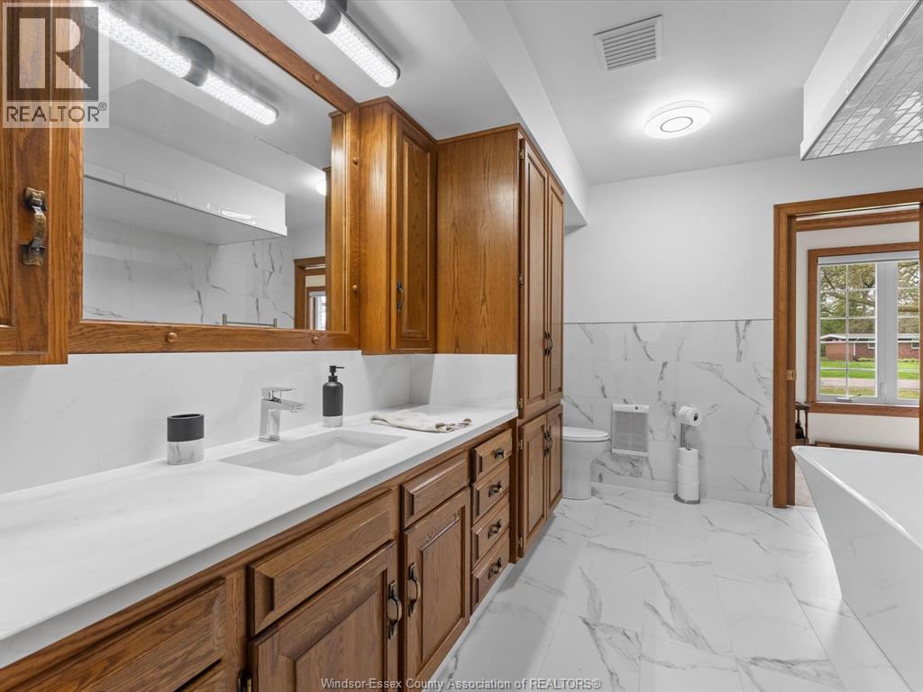 106 KAEL CRESCENT - 25