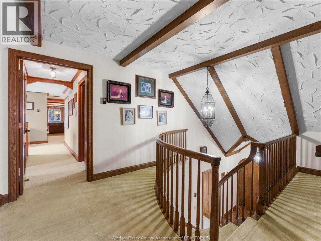 106 KAEL CRESCENT - 27