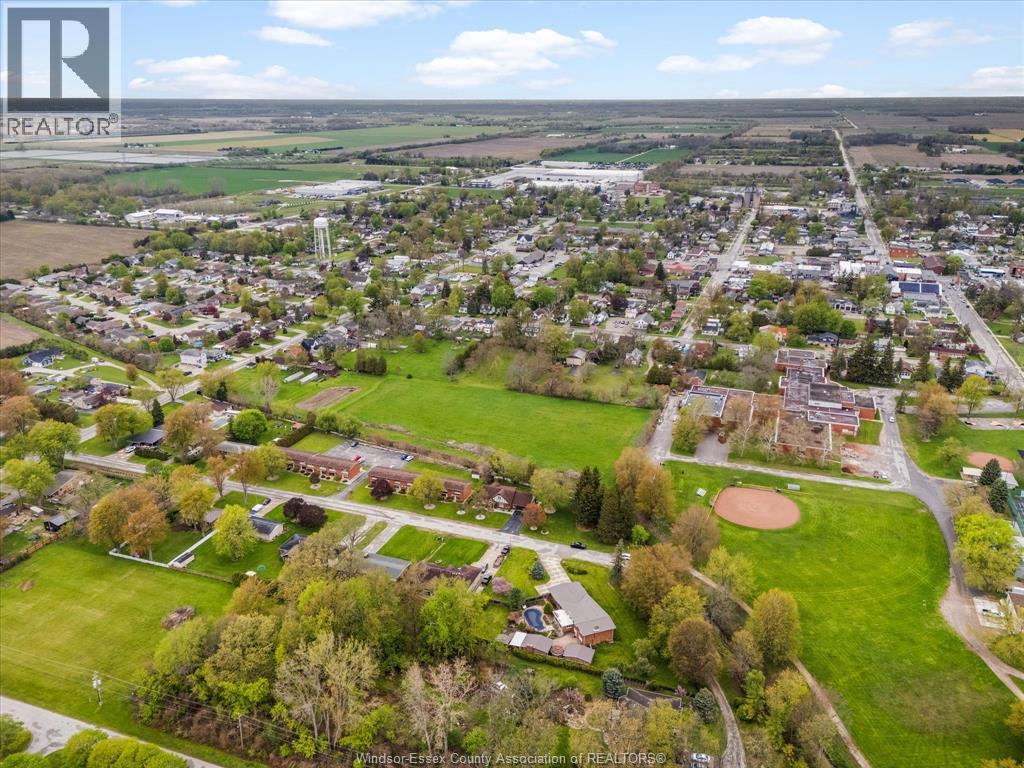 106 KAEL CRESCENT - 47