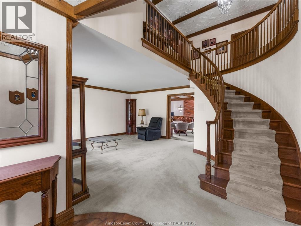 106 KAEL CRESCENT - 6