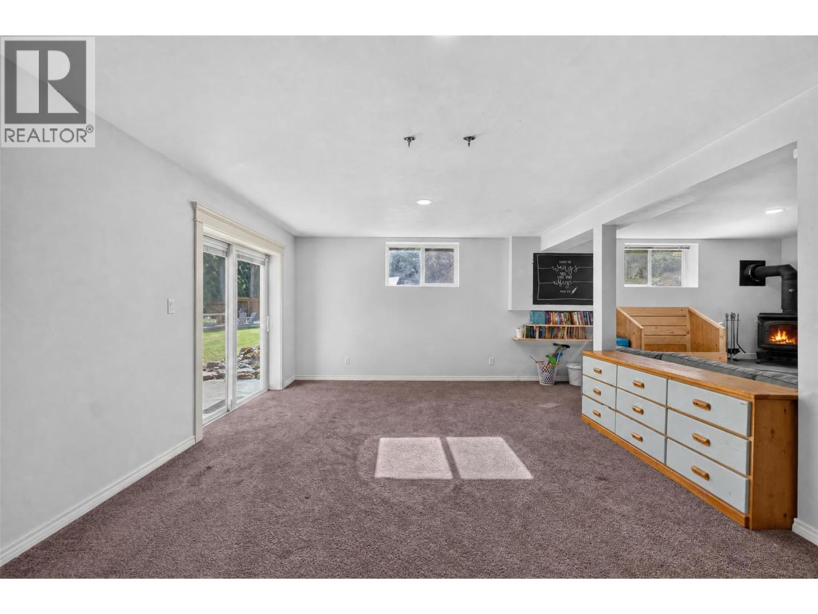  450 20 Avenue Southwest, Salmon Arm