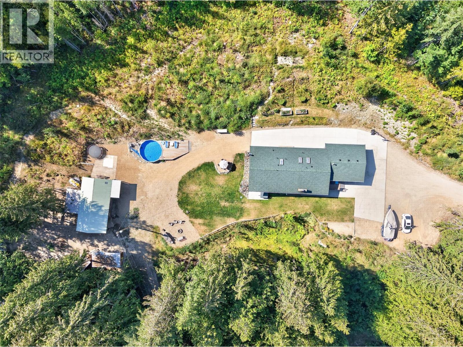 450 20 Avenue Southwest, Salmon Arm
