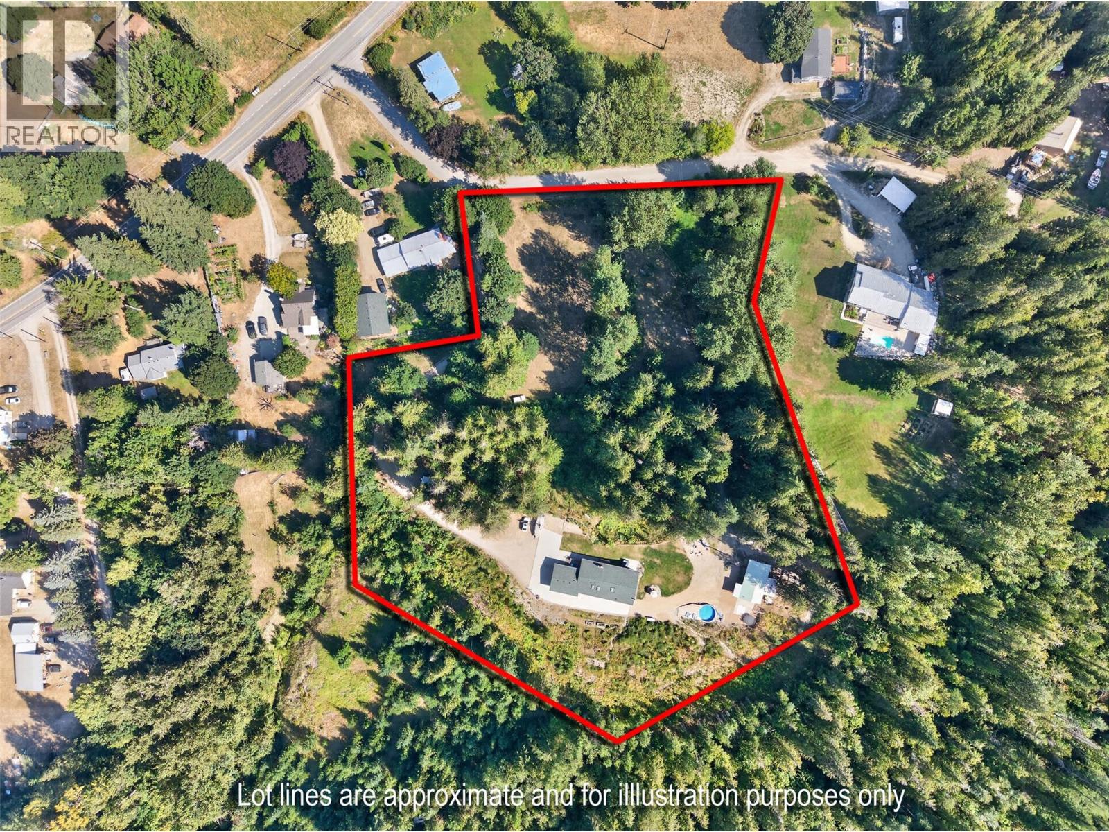  450 20 Avenue Southwest, Salmon Arm