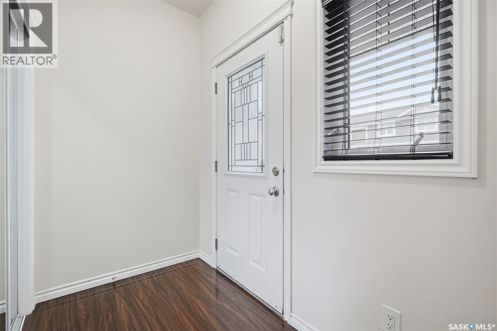 #2 115 Veltkamp CRESCENT - 6