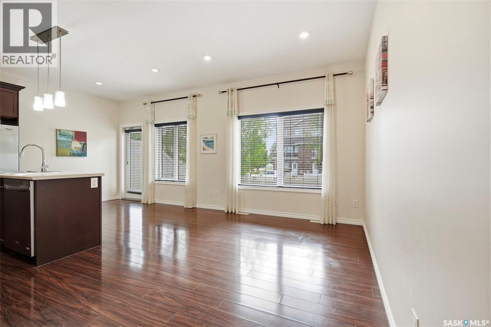 #2 115 Veltkamp CRESCENT - 7
