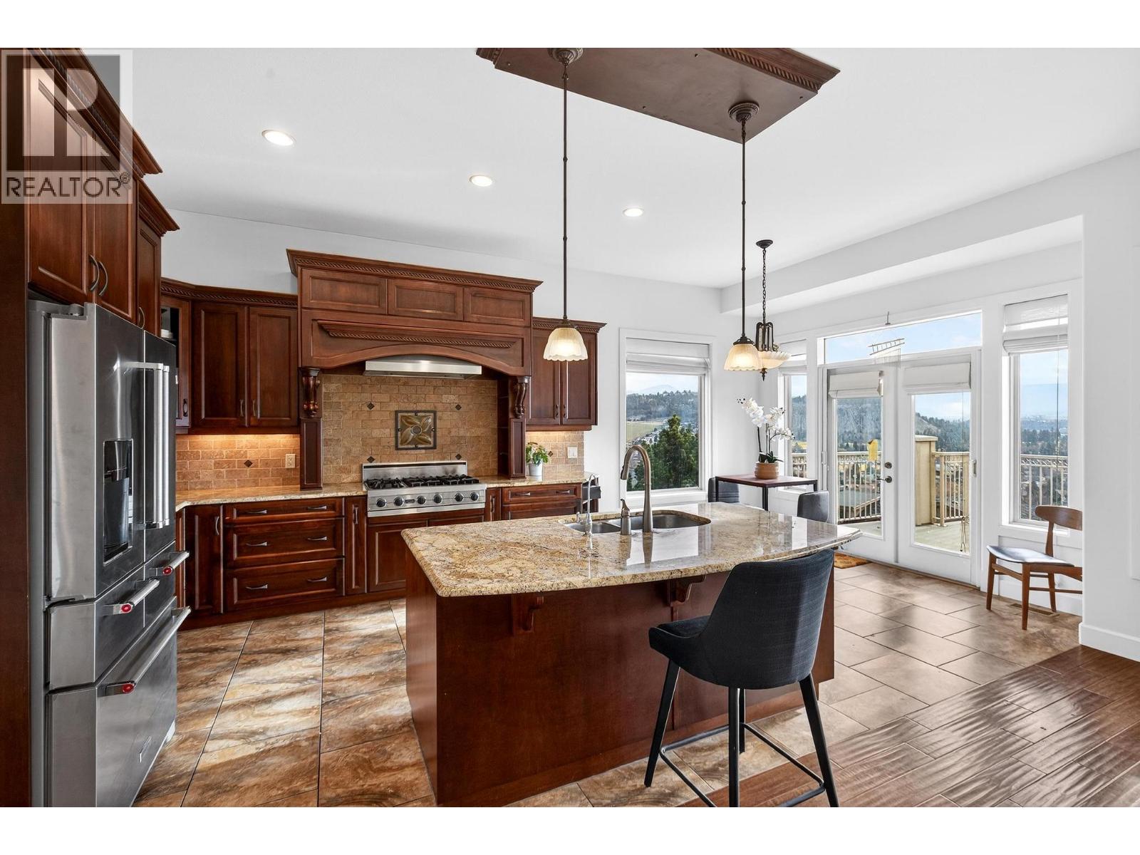  748 Traditions Crescent, Kelowna