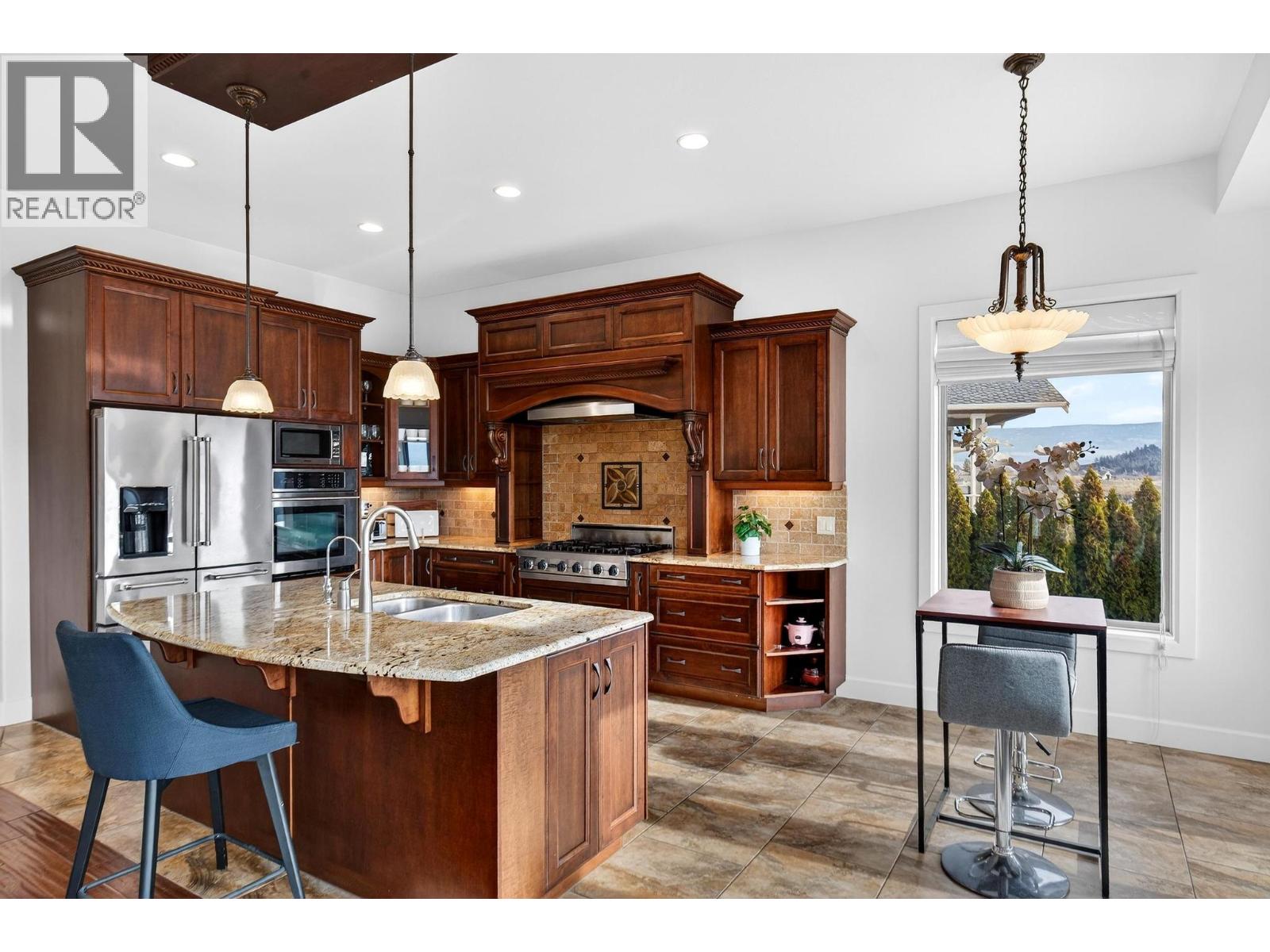  748 Traditions Crescent, Kelowna