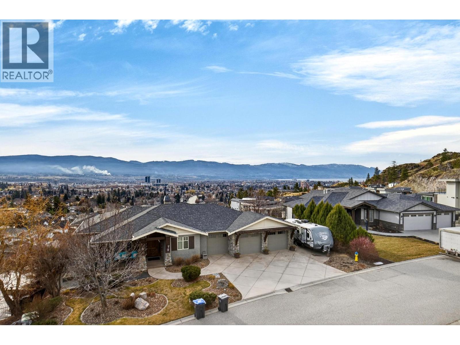  748 Traditions Crescent, Kelowna