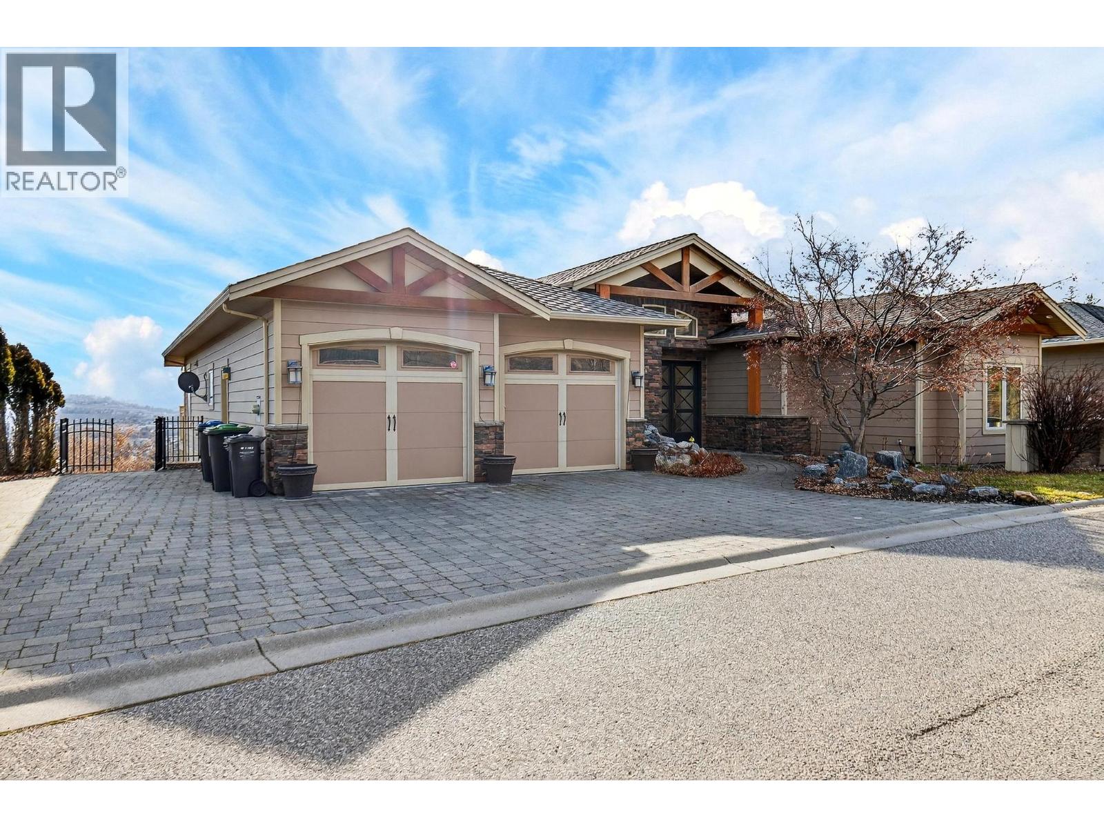  748 Traditions Crescent, Kelowna