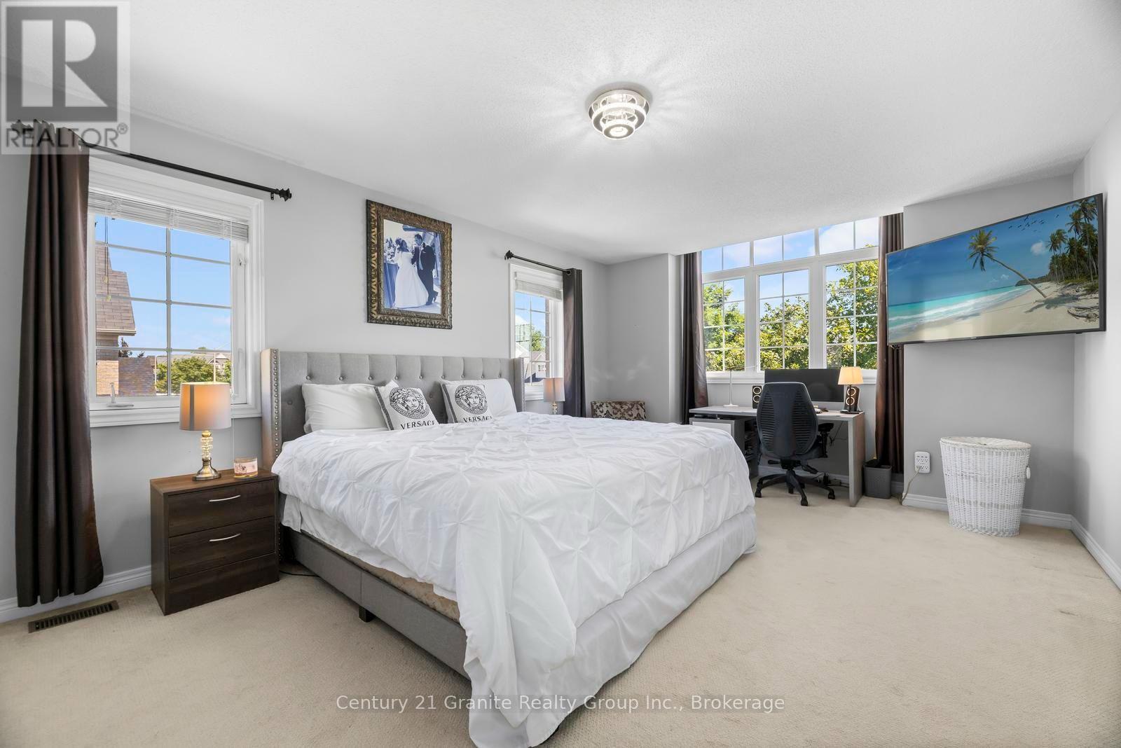 94 HOCKLEY AVENUE - Image 20