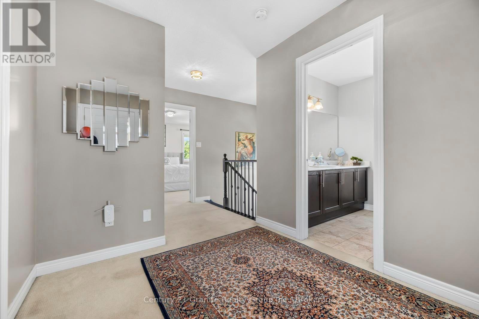 94 HOCKLEY AVENUE - 31
