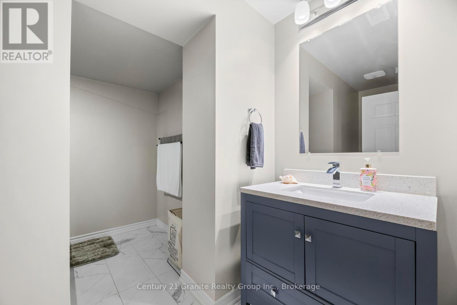 94 HOCKLEY AVENUE - Image 39