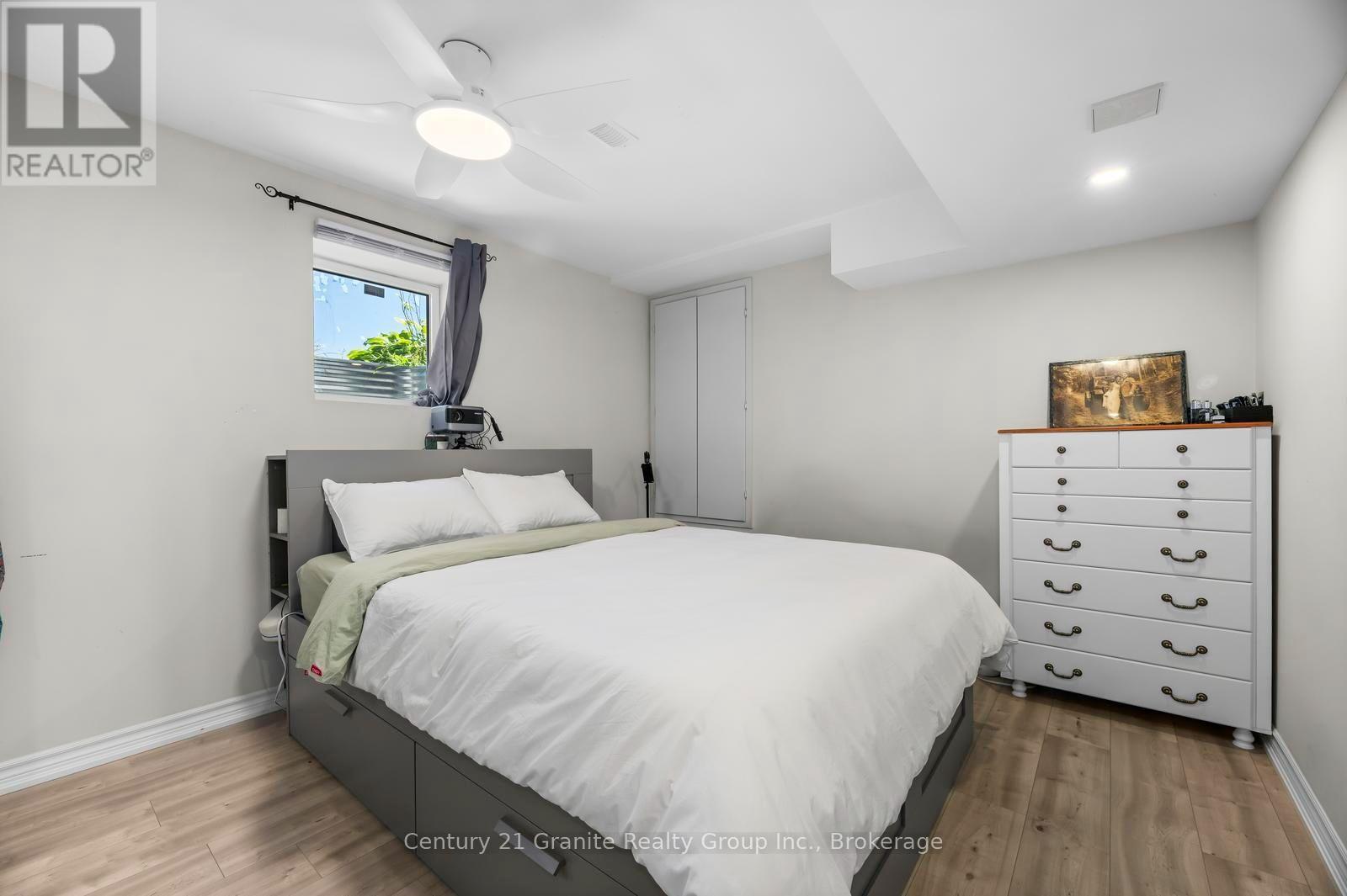 94 HOCKLEY AVENUE - Image 41