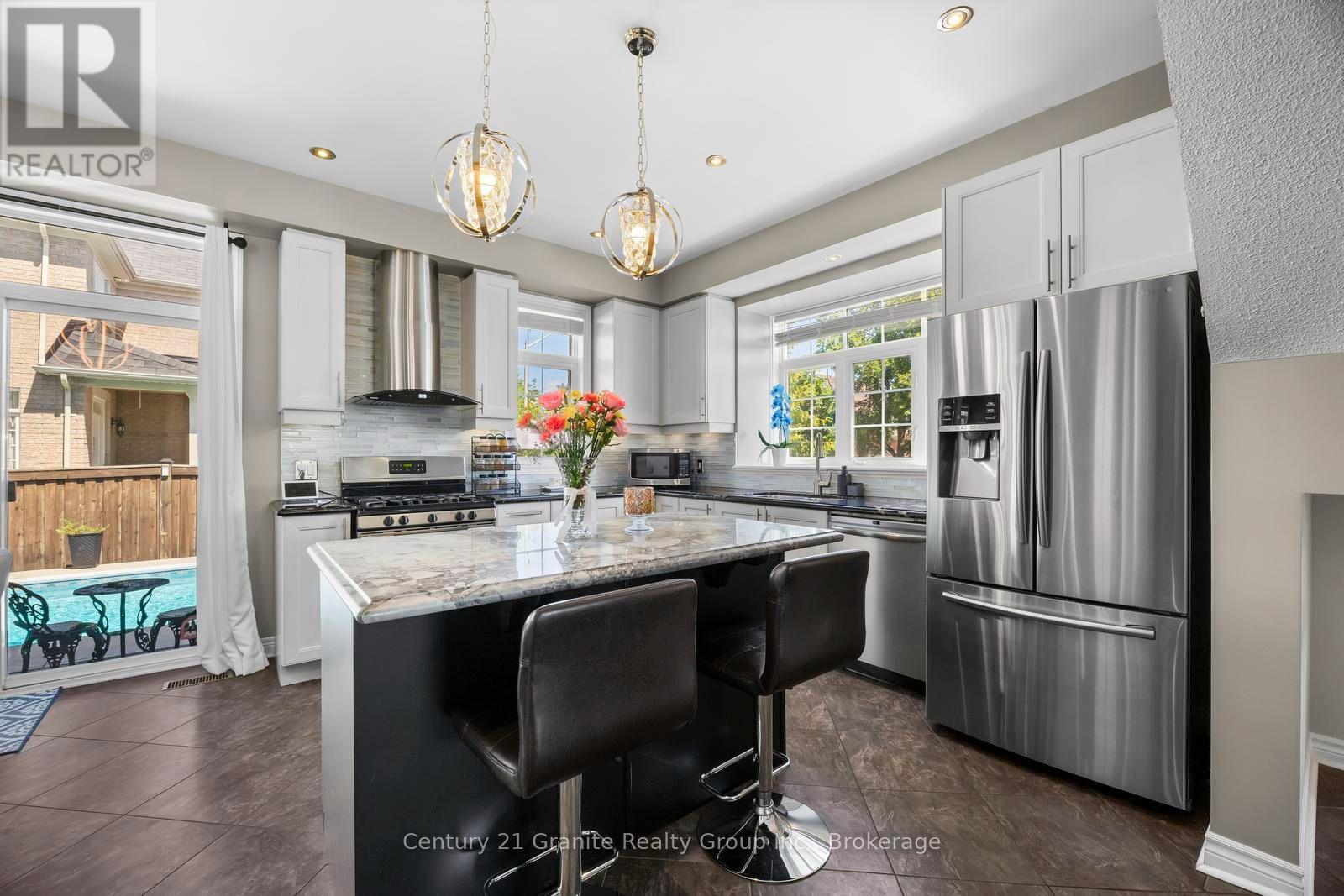 94 HOCKLEY AVENUE - Image 9