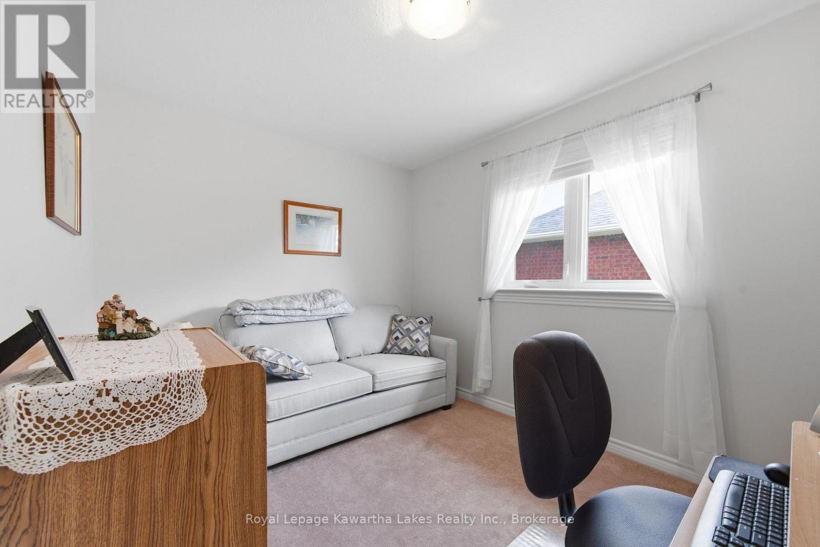 32 GEE CRESCENT - Image 21
