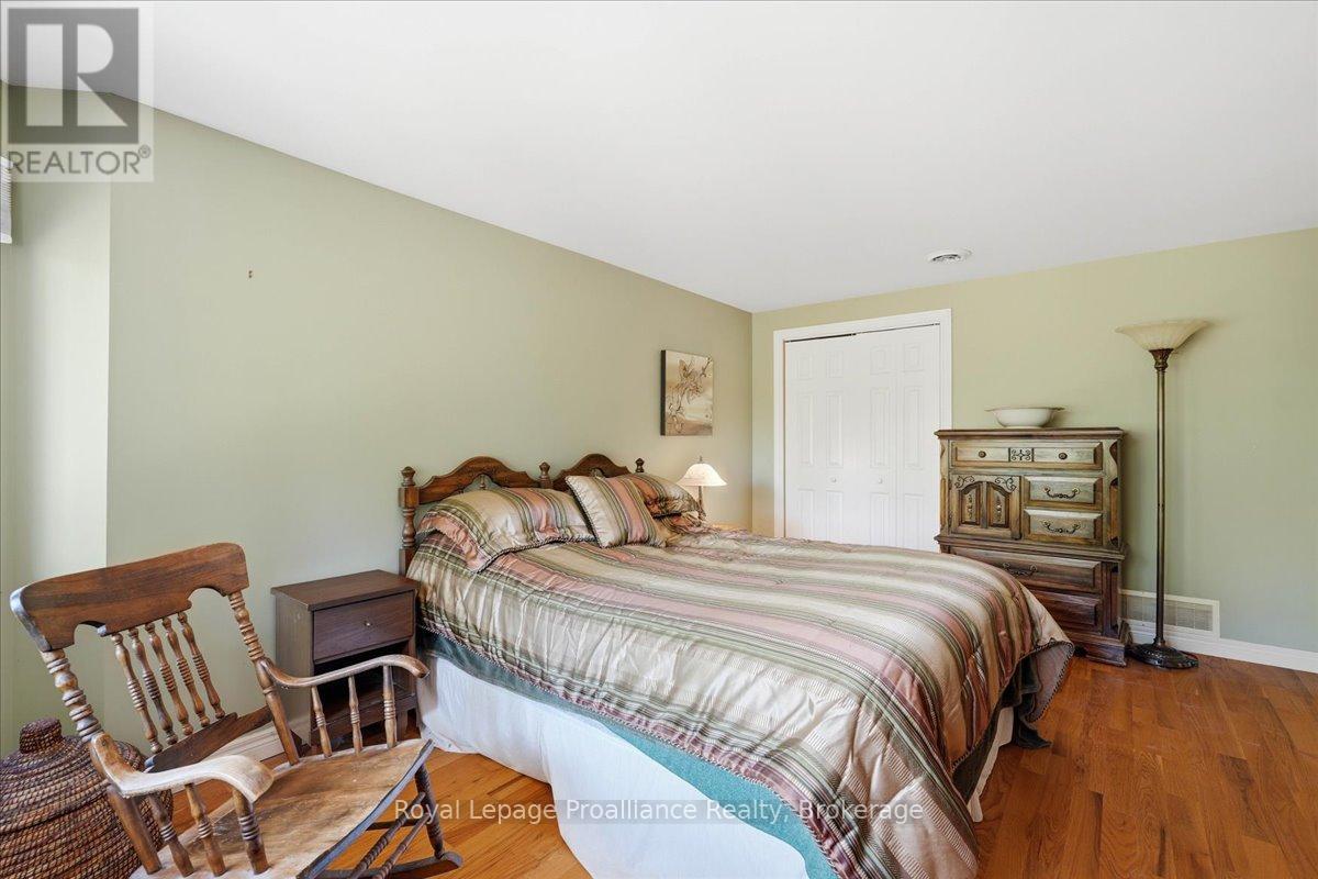 95 DAVE DRIVE - 26