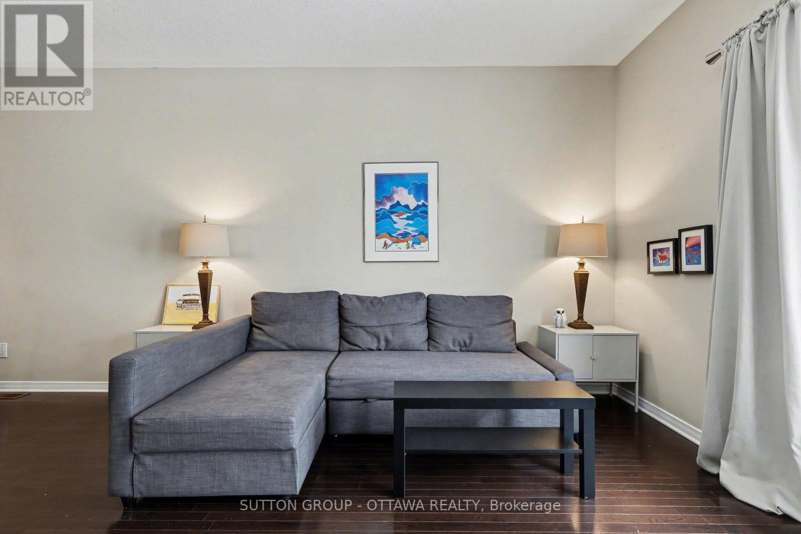 2 Bed, 2 Bath House for Sale in Ottawa – 340 LONDON TERRACE, Ottawa – MLS# X13640710 - Image 14