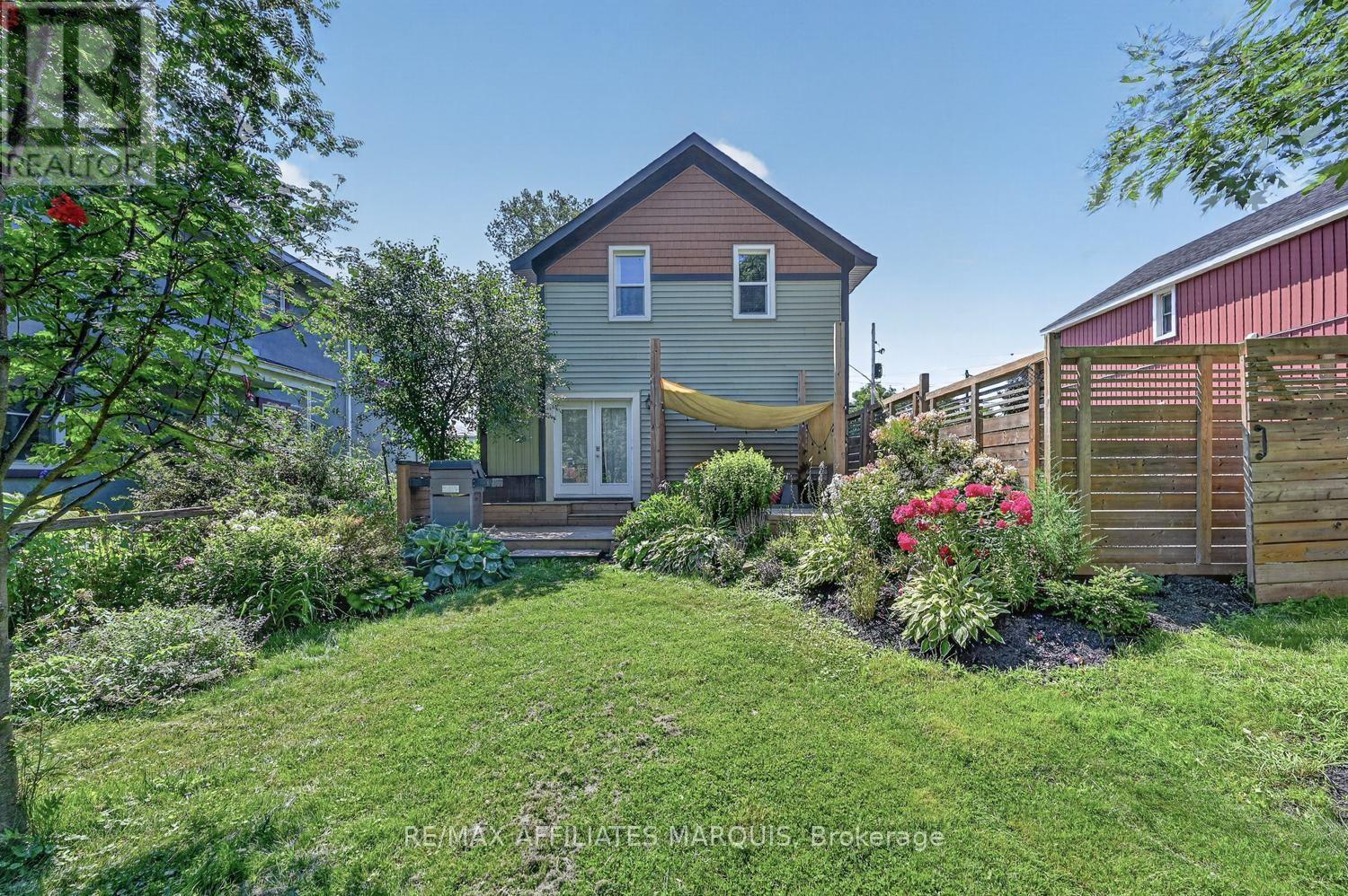 20 RIVER STREET - Image 36