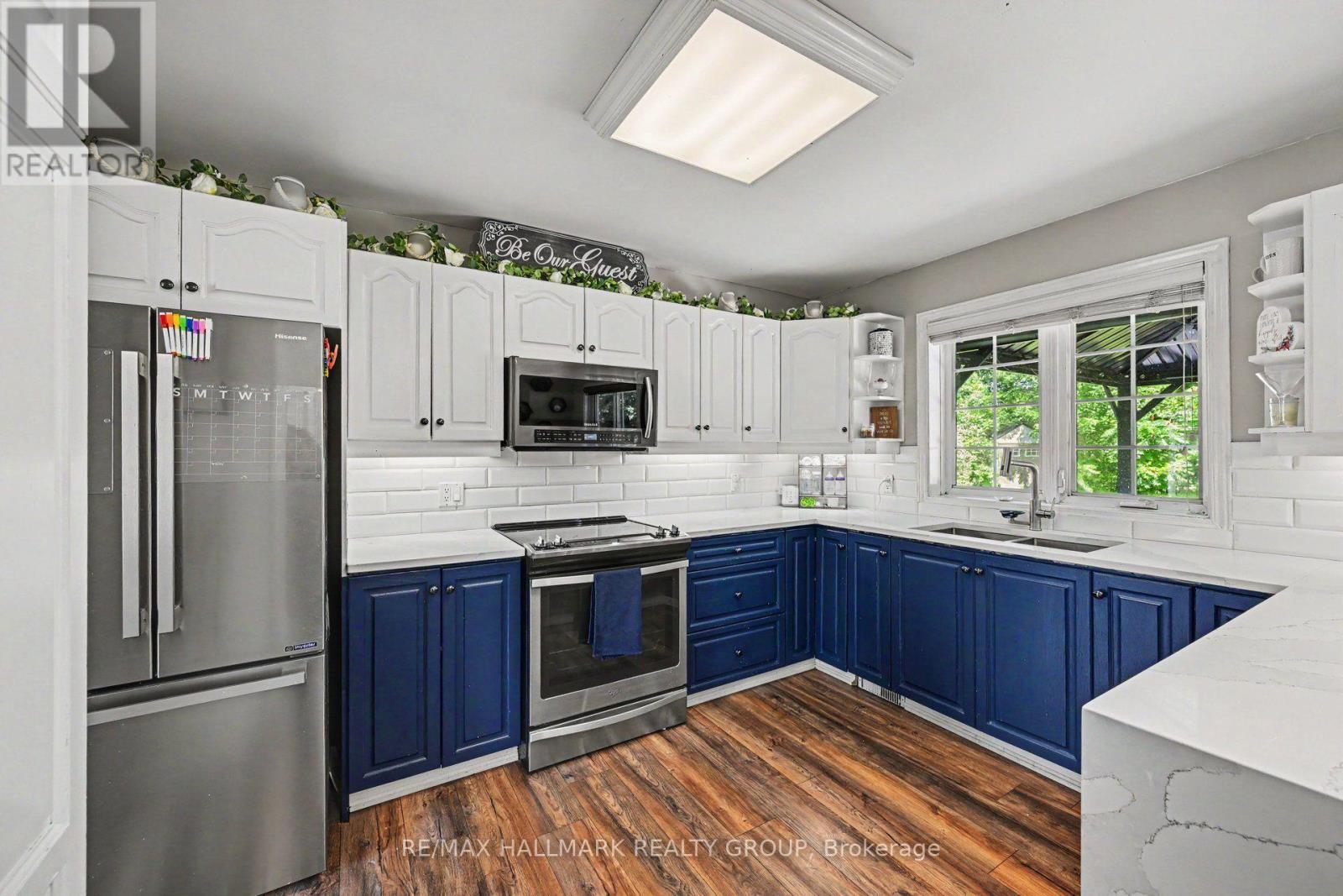108 SNYE COURT - 10