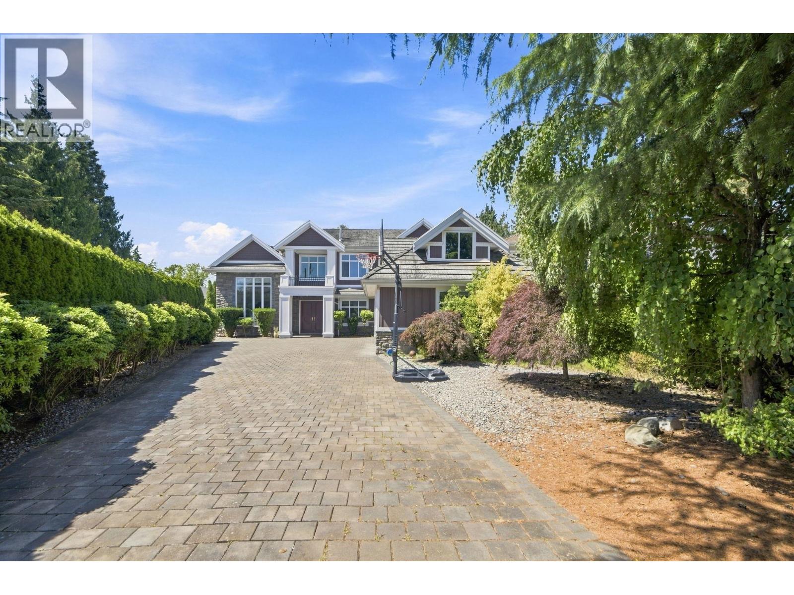 5671 FORSYTH Crescent, Richmond