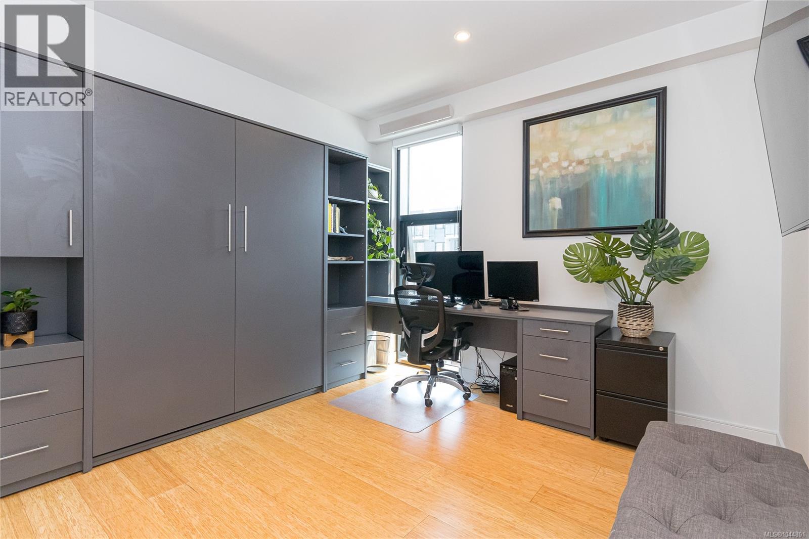 S404 1411 Cook Street, Victoria