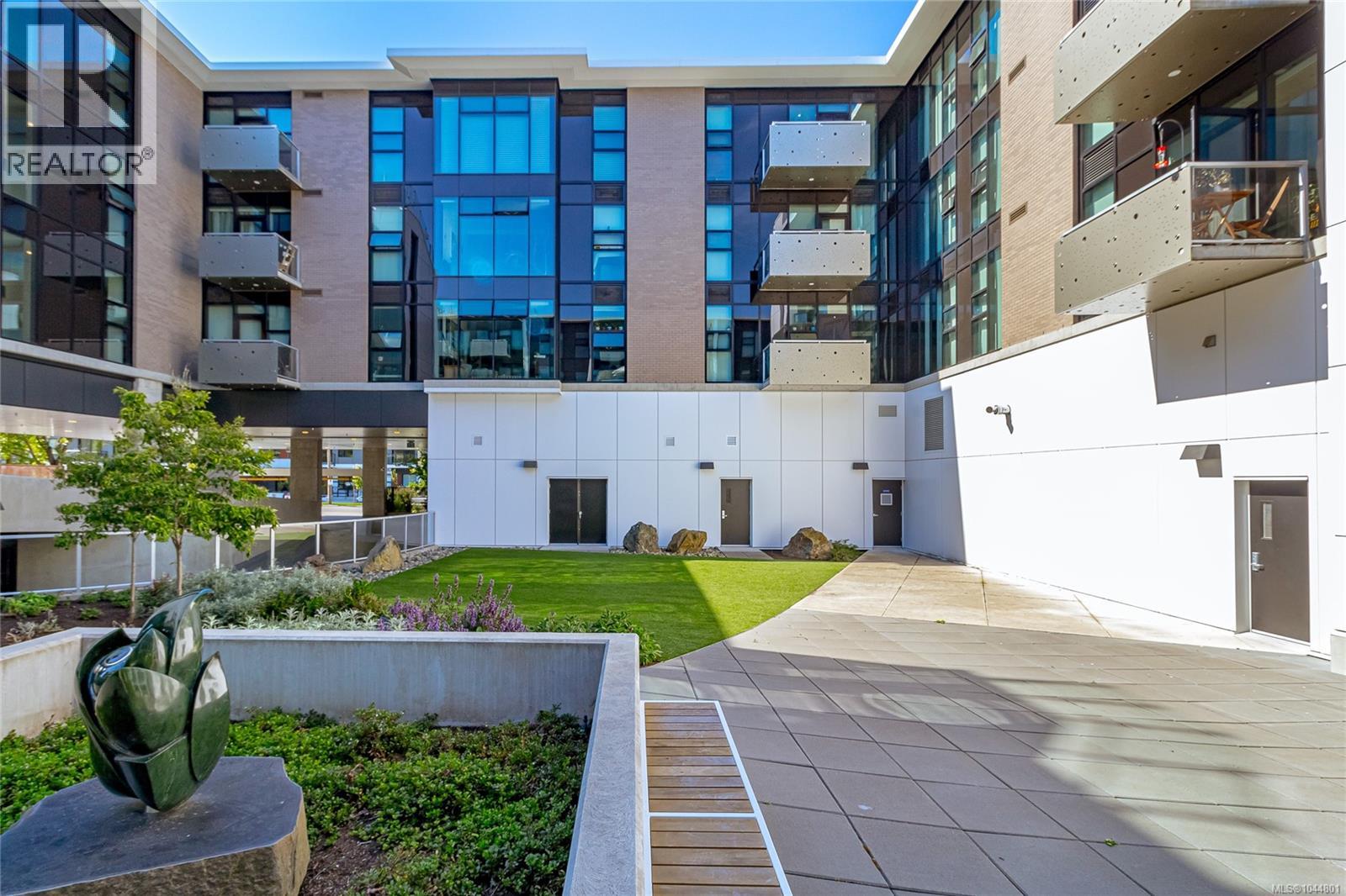 S404 1411 Cook Street, Victoria