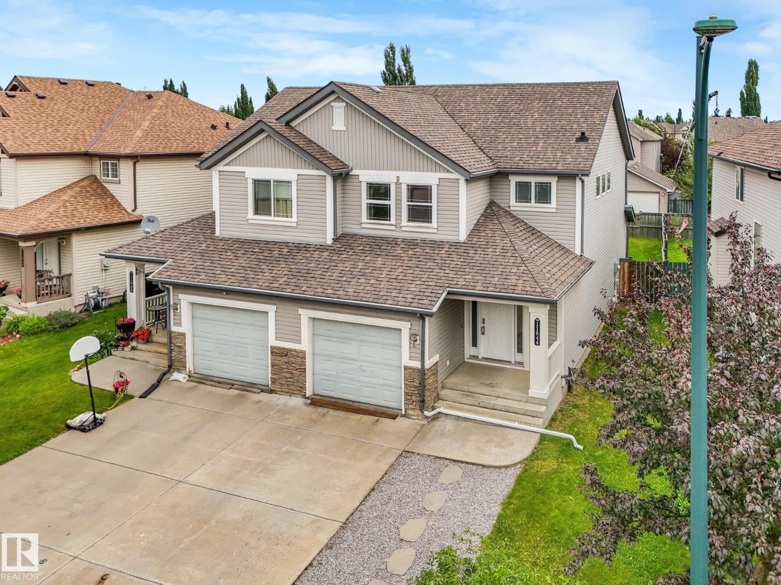 11844 21 AV SW - 18