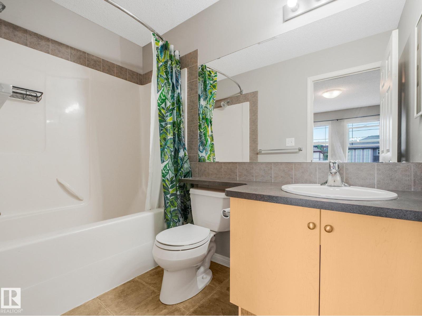 11844 21 AV SW - 9