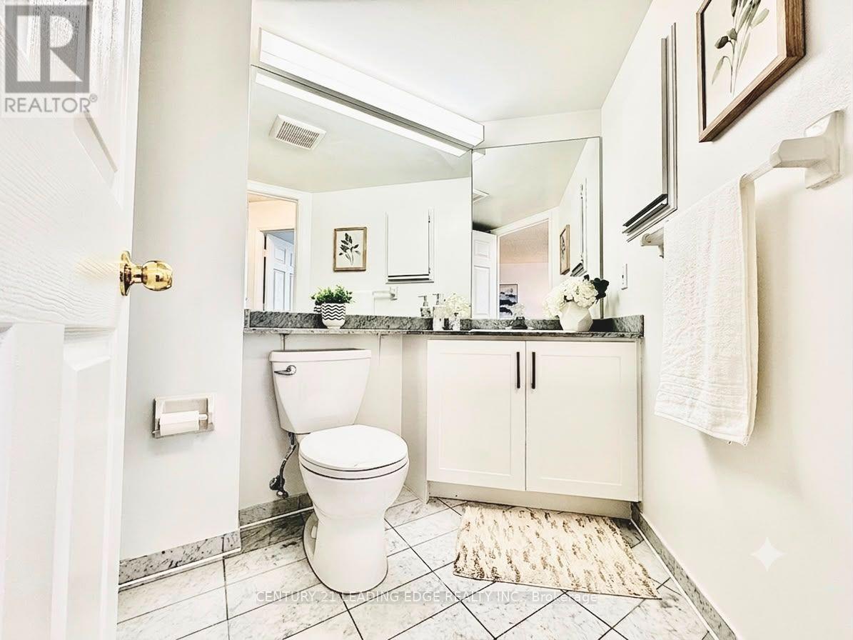 #1710 7 CONCORDE PLACE - 16
