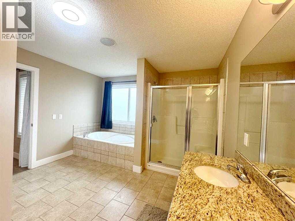 109 Kinniburgh Boulevard E Boulevard E - 7