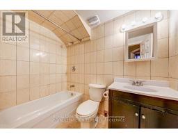 Bsmt - 32 Lansbury Drive, Toronto, ON M1V3H6 Photo 10