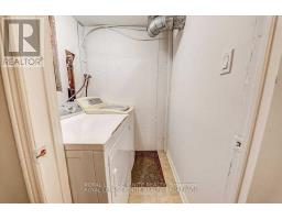 Bsmt - 32 Lansbury Drive, Toronto, ON M1V3H6 Photo 16