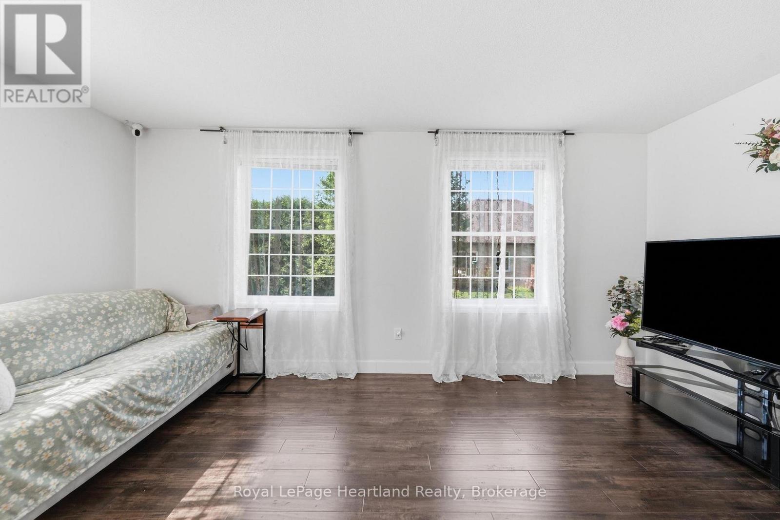 770 SCOTT STREET W - 10