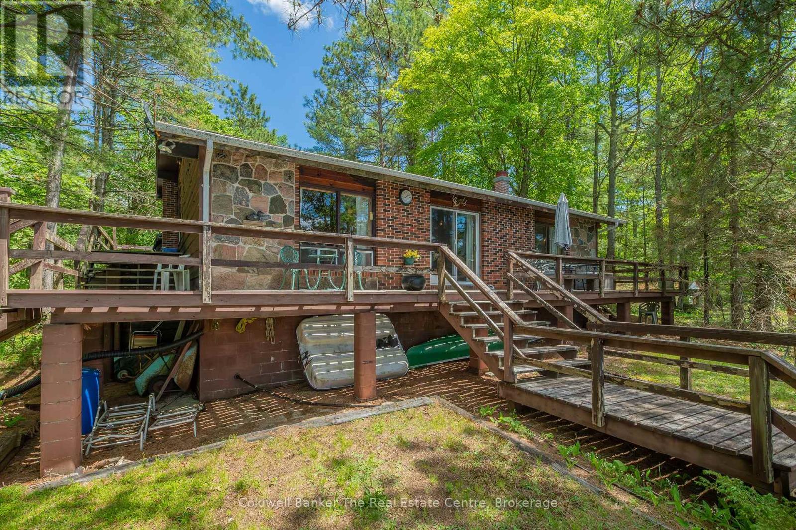 1077 MISTY LANE - Image 32
