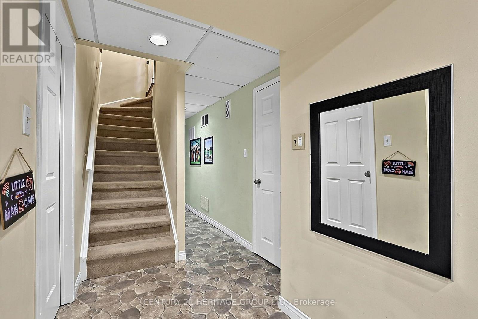 214 LANCASTER AVENUE - 25