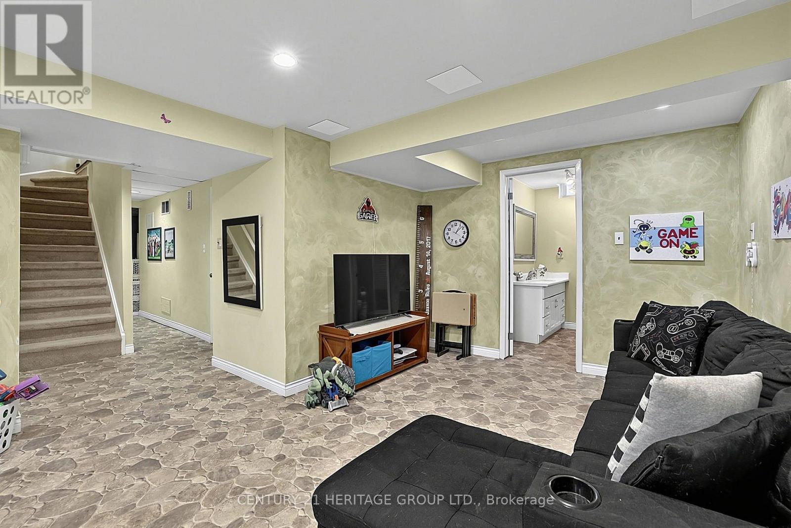 214 LANCASTER AVENUE - 26