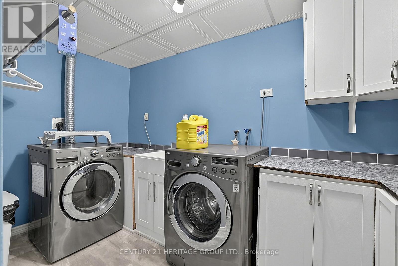 214 LANCASTER AVENUE - 29