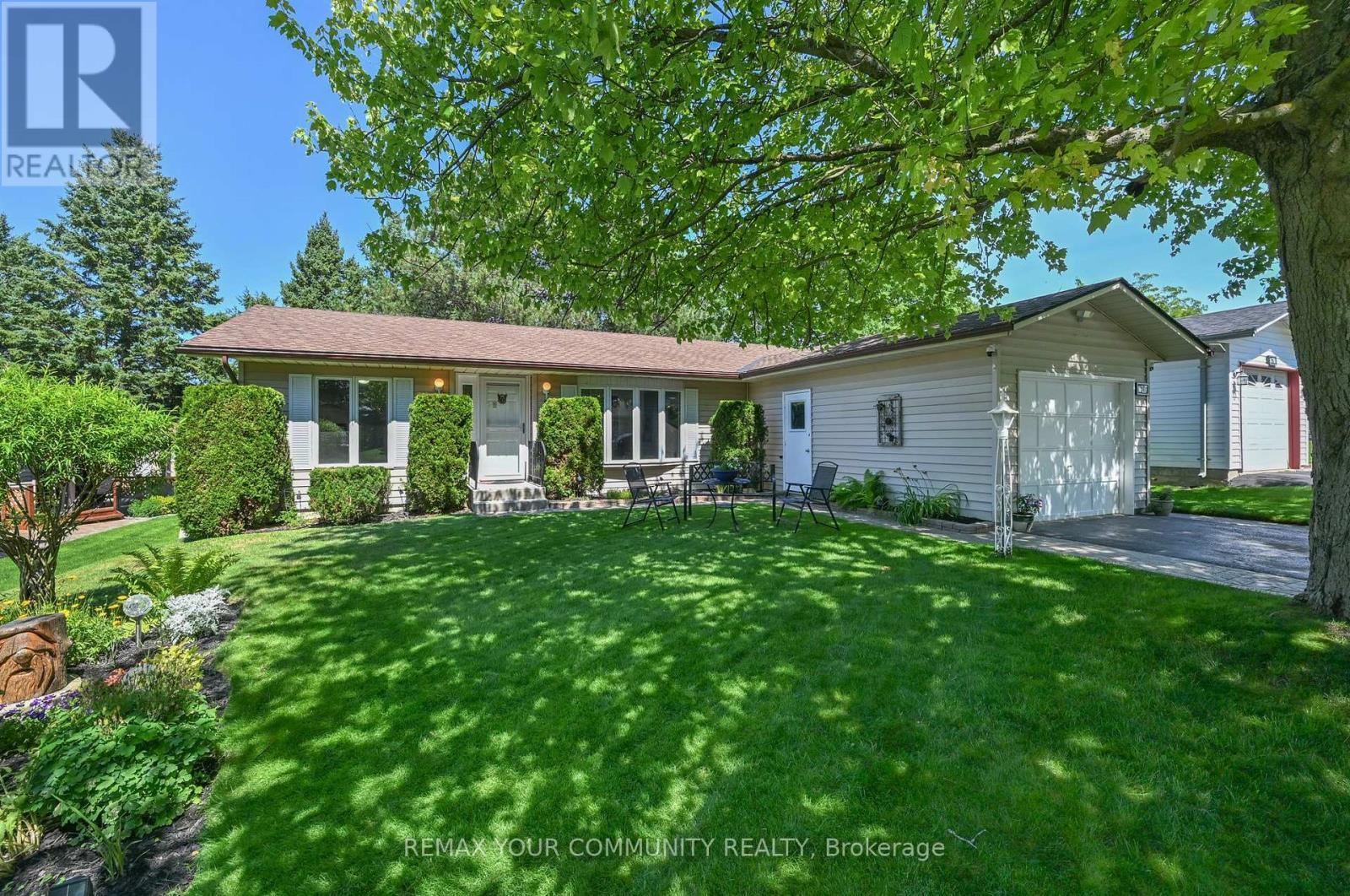 76 TECUMSETH PINES DRIVE - 1