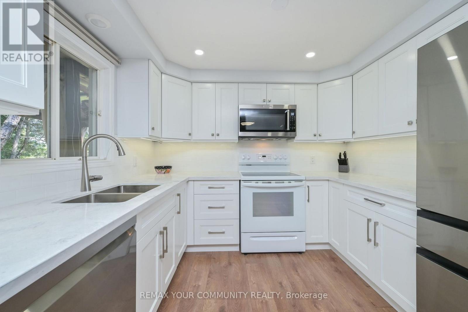 76 TECUMSETH PINES DRIVE - Image 13
