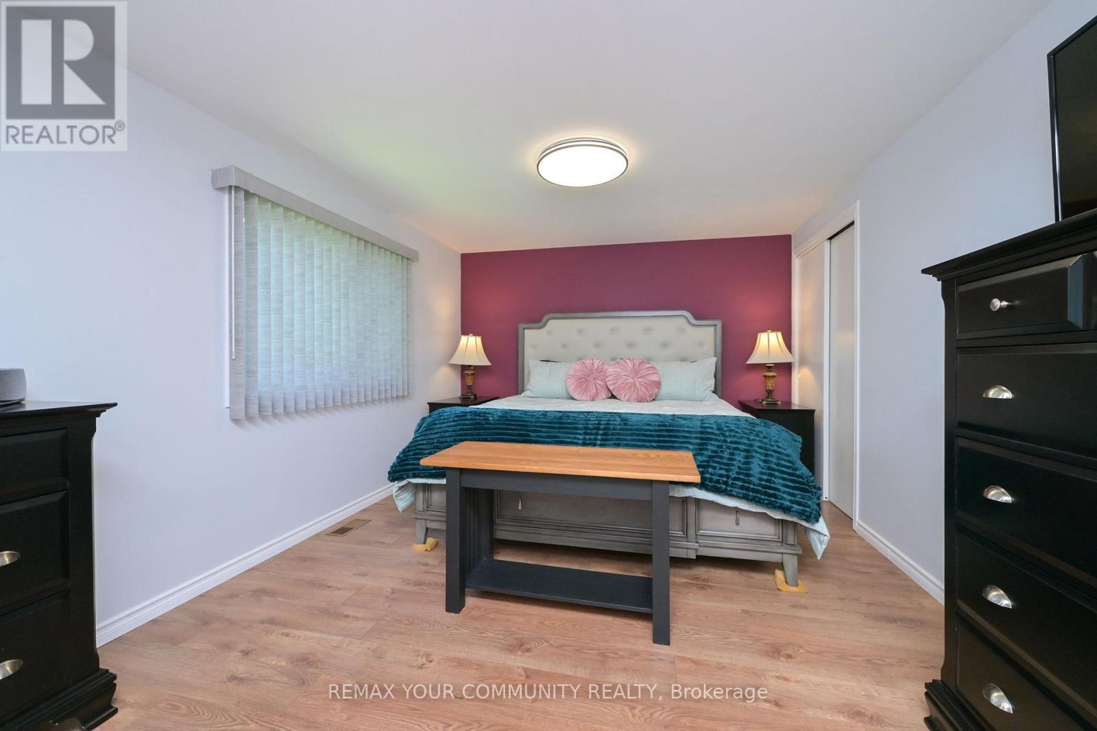 76 TECUMSETH PINES DRIVE - 18