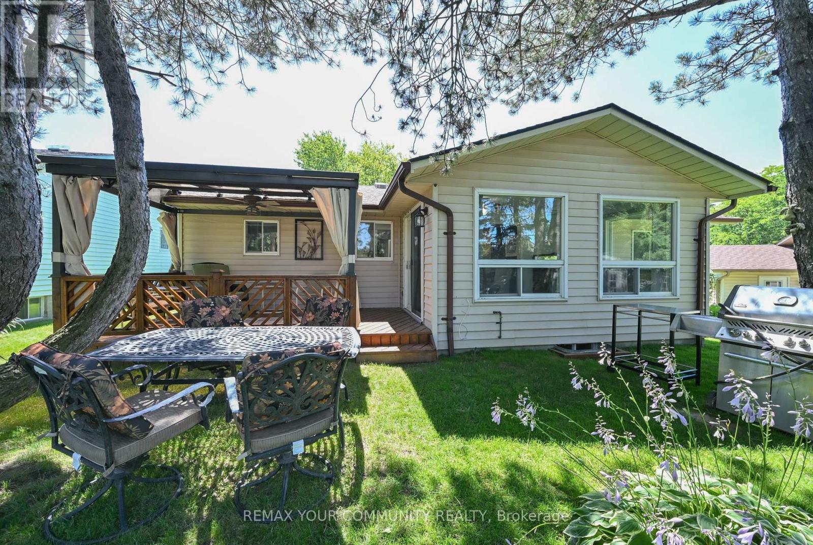 76 TECUMSETH PINES DRIVE - 27